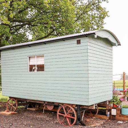 The Lazy Mare By The Water Rugeley Exterior foto