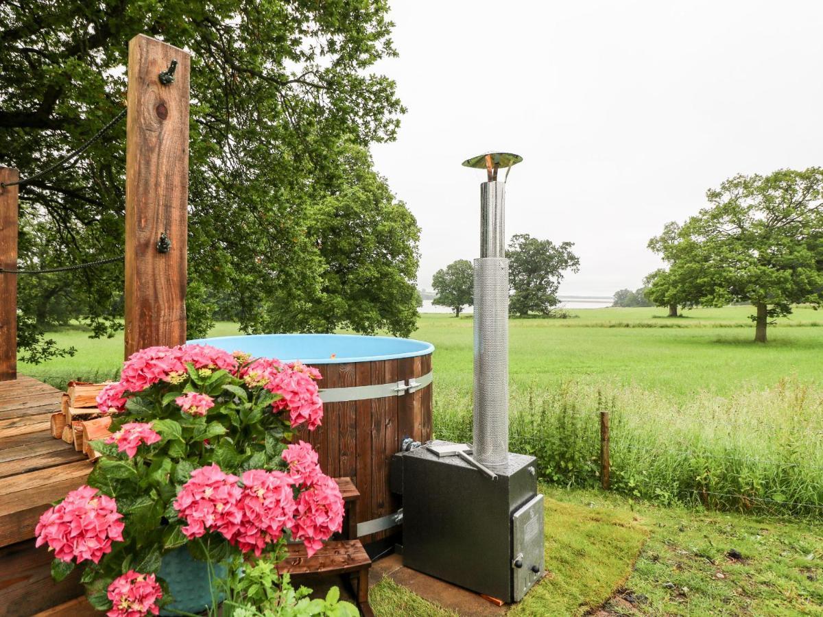 The Lazy Mare By The Water Rugeley Exterior foto